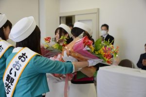 花束贈呈